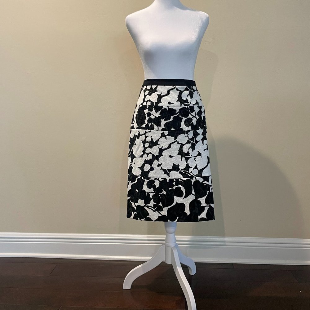 Hugo Boss Velida Leaf Print Pencil Skirt